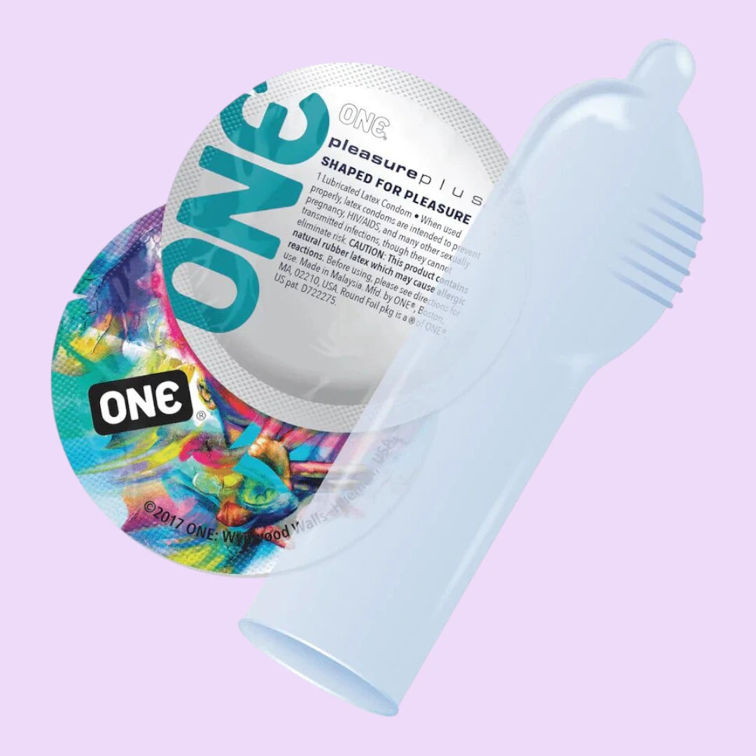 Презервативи ONE Pleasure Plus, 12 шт, з ребристою ділянкою на кінці