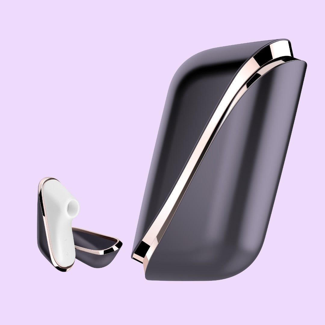 Вакуумний кліторальний стимулятор Satisfyer Traveler з магнітним чохлом
